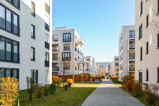 Aurem Harbour Point